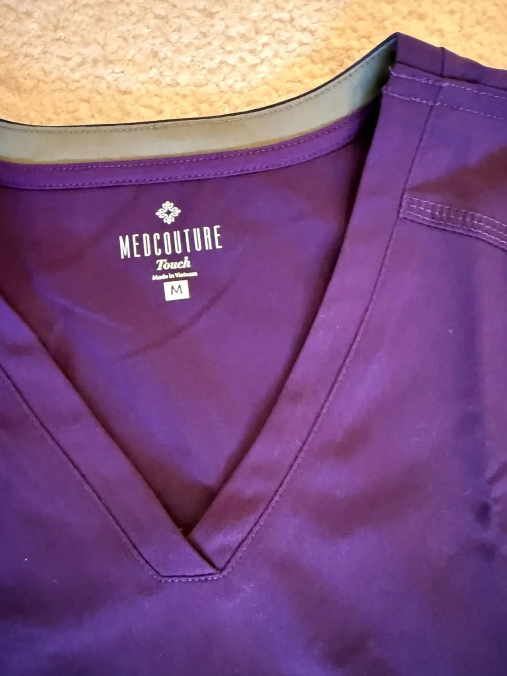 Med Couture Purple Scrub Top & Jogger Pants Set SIZE MEDIUM